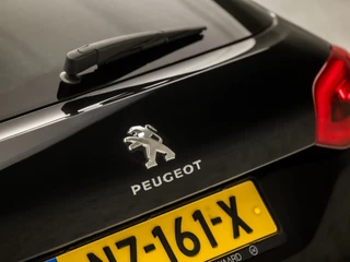 Peugeot 308 Automaat (PANORAMADAK, NAVIGATIE, LED KOPLAMPEN, CLIMATE, SPORTSTOELEN, GETINT GLAS, PARKEERSENSOREN, NIEUWE APK, NIEUWSTAAT) - afbeelding nr 29