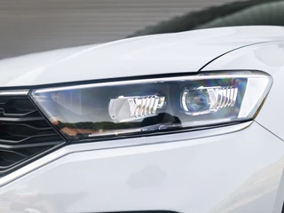 Volkswagen T-Roc Volkswagen T-Roc 2.0 TSI 4Motion Sport Business R Akrapovic - afbeelding nr 5