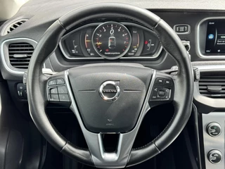 Volvo V40 Volvo V40 CROSS COUNTRY 1.5 T3 Momentum Ocean Race Cruise control Climate control Parkeersensor Navigatie - afbeelding nr 25