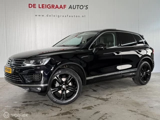 Volkswagen Touareg 3.0 tdi R-Line GRIJS Kent [Leer,Carplay,Lucht,Pano]