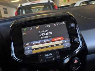 Peugeot 108 Peugeot 108 1.0 e-VTi Allure, Lm Velgen! Navi! Apk 5-2026! Zondag OPEN! - afbeelding nr 24