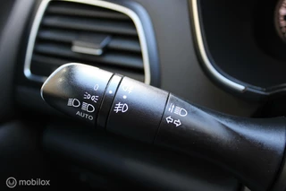 Renault Mégane Estate Renault Megane Estate 1.3 TCe Limited, Trekhaak, Pdc, Keyless, App connect, Navi, Cruise, Airco, Donkerglas, 16 inch Lmv. - afbeelding nr 29
