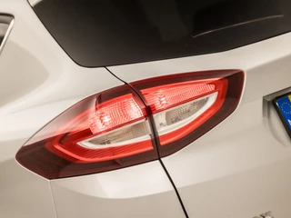 Ford C-MAX Ford C-MAX 1.0 Sport (GROOT NAVI, CLIMATE, STUUR/STOELVERWARMING, XENON, GETINT GLAS, KEYLESS, SPORTSTOELEN, LM VELGEN, CRUISE, NIEUWE APK, NIEUWSTAAT) - afbeelding nr 25