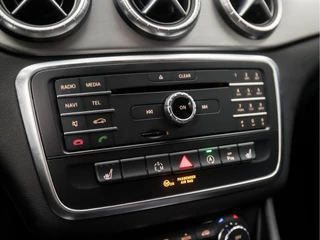 Mercedes-Benz CLA Automaat (GROOT NAVI, CLIMATE, LEDER/ALCANTARA, STOELVERWARMING, SPORTSTOELEN, SFEERVERLICHTING, GETINT GLAS, XENON, CRUISE, NIEUWE APK, NIEUWSTAAT) - afbeelding nr 9
