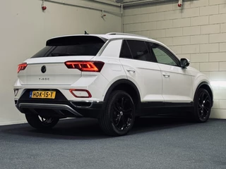 Volkswagen T-Roc | Massage | IQ | Beats | Trekhaak - afbeelding nr 2