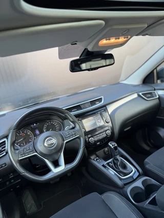Nissan QASHQAI Nissan Qashqai 1.2 N-Connecta Automaat Pano - afbeelding nr 3