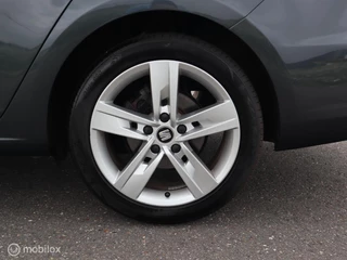 SEAT Leon Seat Leon ST TSI 110 PK H6 FR Style Intense Navigatie Clima DonkerGlas Zwarte Hemel Parkeersensoren - afbeelding nr 32