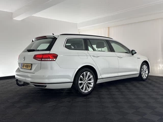 Volkswagen Passat Volkswagen Passat Variant 1.4 TSI GTE Highline Aut. *FULL-LED | ADAPTIVE-CRUISE | ERGONOMIC-SPORTSEATS | KEYLESS | NAVI-FULLMAP | ECC | PARKPILOT | HEATED-SEATS | SHIFT-PADDLES | AMBIENT-LIGHT | TOWBAR | 17''ALU* - afbeelding nr 6