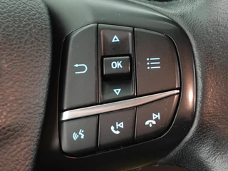 Ford Transit Custom Ford Transit Custom 131pk L2H1 Trend Trekhaak Camera Cruise control Airco Parkeersensoren 3-Zits Euro6 - afbeelding nr 20