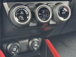Suzuki Swift Suzuki Swift 1.4 Sport 1e Eigenaar Carplay Camera PDC LED - afbeelding nr 33
