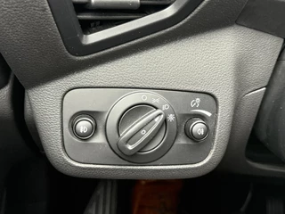Ford Kuga Ford Kuga 1.5 Ecoboost Titanium Styling Pack 150pk | Trekhaak | Panoramadak | Touch Screen | Xenon | Achteruitrijcamera - afbeelding nr 29