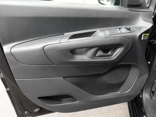 Peugeot Partner Peugeot Partner 100PK L2 Trekhaak 3-Zits Cruise control Parkeersensoren Radio Bluetooth - afbeelding nr 11