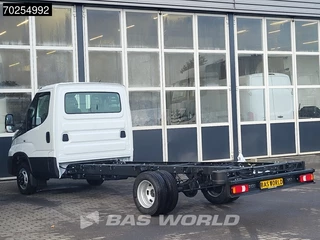 Iveco Daily Iveco Daily 35C18 3.0L Automaat 2025 model 410WB Navi PDC Airco Cruise Chassis Cabine Fahrgestell Airco Cruise control - afbeelding nr 3