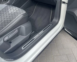 Volkswagen Tiguan Volkswagen Tiguan 1.4 TSI eHybrid 245PK 3xR-Line/HU - afbeelding nr 71