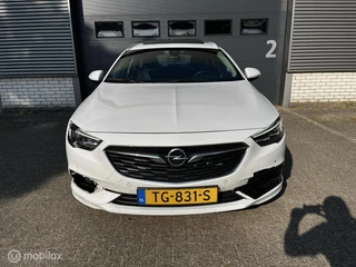 Opel Insignia Opel Insignia Sports Tourer 1.5 Turbo OPC LINE / PANODAK - afbeelding nr 2