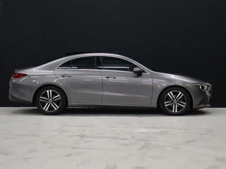 Mercedes-Benz CLA Mercedes-Benz CLA 180 Business Solution Luxury [SCHUIFKANTELDAK, SFEERVERLICHTING, CAMERA, WIDESCREEN, VOL LEDER, STOELVERWARMING, PDC V+A, CRUISE, CLIMATE, NIEUWSTAAT] - afbeelding nr 8