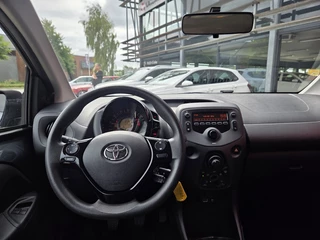 Toyota Aygo Toyota Aygo 1.0 VVT-i x-fun - afbeelding nr 11