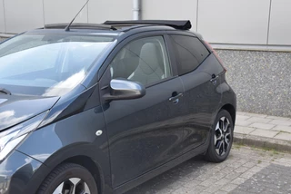 Toyota Aygo Toyota Aygo 1.0 VVT-i x-cite | Schuif-kanteldak | Cruise control | Apple carplay | - afbeelding nr 32