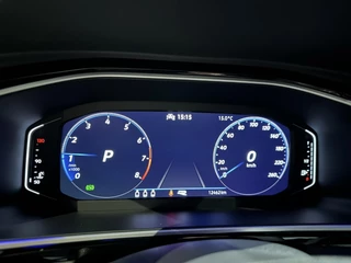 Volkswagen T-Roc Volkswagen T-ROC 1.5 TSI R-Line Business *Keyless*Appconnect*IQLight* - afbeelding nr 16