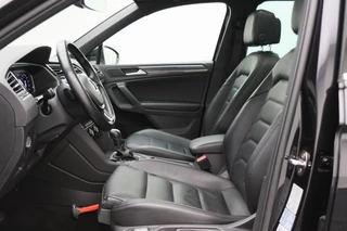 Volkswagen Tiguan Leer, Panoramadak, ACC, Camera, Apple Carplay, DAB, PDC, Trekhaak, 19'' - afbeelding nr 12