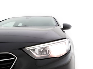 Opel Insignia Opel Insignia Sports Tourer 1.5 Turbo Business Executive Aut. *NAVI-FULLMAP | LEATHER-FABRIC | KEYLESS | DAB+ | SPORT-SEATS  | ECC | PDC | CRUISE | TOWBAR | CARPLAY | 18''ALU* - afbeelding nr 24