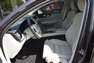Volvo V60 Volvo V60 B3 163pk Plus Bright | Climate | Driver Assist | Blond Leder - afbeelding nr 8