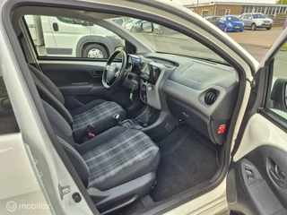 Peugeot 108 Peugeot 108 1.0 e-VTi Automaat, Carplay, LED, Airco, NAP! - afbeelding nr 9
