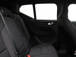 Volvo XC40 Volvo XC40 EXTENDED RANGE (SINGLE) PLUS STOELVERWARMING GETINT GLAS - afbeelding nr 24