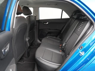 Kia Rio - Navigatie - Camera - 17 inch LM velgen - Half leder/stof - Stoel- en stuurverwarming - Fabrieksgarantie tot 09-2027 - afbeelding nr 32