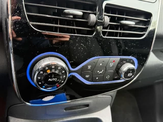 Renault ZOE Renault ZOE R90 Life 41 kWh 92pk ( Koop Accu ) | Achteruitrijcamera | Cruise control | Navigatie | Climate control - afbeelding nr 9