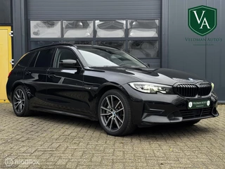 BMW 3 Serie Touring 330e Sport line | Black edition |