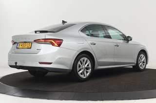 Škoda Octavia Skoda Octavia 1.0 e-TSI Business Edition Plus |  Stoelverwarming | Trekhaak | Camera | Adaptive cruise | Memory | Carplay | Side Assist | Full LED | Keyless | Park Assist | Navigatie - afbeelding nr 33