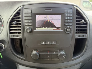 Mercedes-Benz Vito Mercedes-Benz Vito 114 CDI L3H1 Airco Camera Navigatie Trekhaak Imperiaal Climate Control XXL - afbeelding nr 17