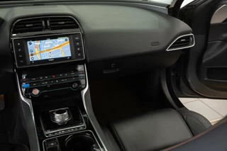 Jaguar XE Jaguar XE 2.0 D Portfolio|2e Eig|Automaat|Leder|Xenon|Camera|Dealer Onderhouden - afbeelding nr 14