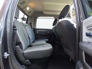 Dodge Ram 1500 Dodge Ram 1500 4X4 5.7 V8 4x4 aut.  / 6 Zitter / Nette auto - afbeelding nr 17