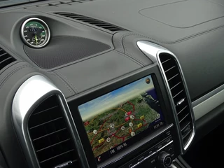 Porsche Cayenne Porsche Cayenne 3.0 S 509PK E-Hybrid / Sport Design / LED - afbeelding nr 20