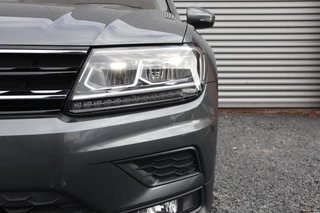 Volkswagen Tiguan Pano / Trekhaak / Massage Stoel / LED / Stoelverwarming / Camera / - afbeelding nr 18
