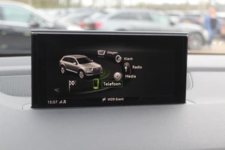 Audi SQ7 Audi SQ7 4.0 TDI quattro GRIJS KENTEKEN / Trekhaak / Panoramadak / 360Camera / Head-up / 23'' / Luchtvering / Keyless / Bose / Dodehoek / DAB / Apple CarPlay / Nachtzicht / Matrix LED / ACC / Stoelverwarming - afbeelding nr 28
