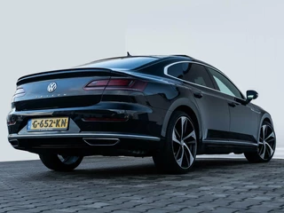 Volkswagen Arteon Volkswagen Arteon 1.5 TSI 150pk DSG R-Line Business | Panoramadak | 20 inch LMV | Trekhaak - afbeelding nr 24