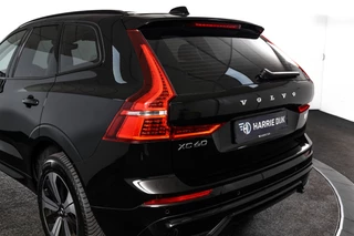 Volvo XC60 Volvo XC60 2.0 T6 Plug-in hybrid AWD Plus Dark | S/K-Panodak | Dig. Cockpit | Adapt. Cruise | Memory Stoelen | Elek. Klep | Stoel-+stuurverw. | 360 Camera | Harman/Kardon | NAV+App. Connect | LM 19
