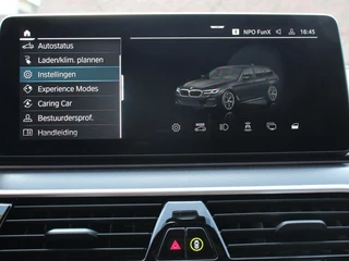 BMW 5 Serie BMW 5-serie Touring 530e M Sport PHEV AUTOMAAT 292PK Climate control Adaptieve cruise control Keyless Parkeersensoren Achteruitrijcamera Panoramadak LED Verwarmde voorstoelen Trekhaak Apple Carplay/ Android Auto - afbeelding nr 20