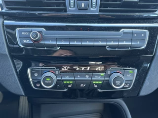 BMW X1 Panoramadak Navi Prof Leer Head Up Camera DAB Stoelverwarming Led Koplampen  NL Auto - afbeelding nr 21