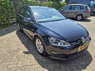 Volkswagen Golf Volkswagen Golf 1.0 TSI Connected Series - afbeelding nr 2