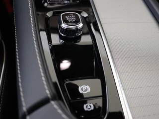 Volvo XC90 Volvo XC90 T8 AWD Ultimate Dark | Luchtvering | Trekhaak | Panoramadak | - afbeelding nr 22