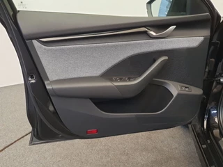 Škoda Octavia Škoda Octavia Combi 1.5 TSI MHEV 115pk DSG/AUT Business Edition Camera, Winterpakket, Keyless - afbeelding nr 26