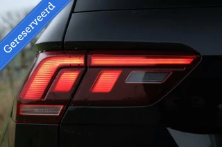 Volkswagen Tiguan Volkswagen Tiguan 1.5 TSI / 2x R-Line / Black Style / VC / HeadUP / H&K / Camera / LED / Trekhaak / 19