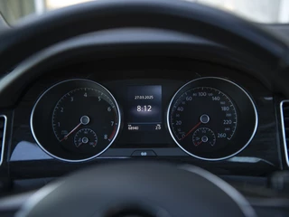 Volkswagen Golf Sportsvan | LED | Pano | Trekhaak wegklapb. | Park Assist | Voorruitverwarming | Camera achter | Winterpakket | Navi | ACC | Alarm | Spiegelpakket - afbeelding nr 10