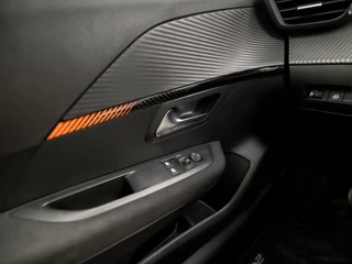 Peugeot 208 Peugeot 208 1.2 PureTech Sport (APPLE CARPLAY, GROOT NAVI, 360 CAMERA, LM VELGEN, SPORTSTOELEN, CRUISE, PARKEERSENSOREN, NIEUWSTAAT) - afbeelding nr 23