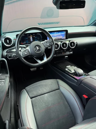 Mercedes-Benz A-Klasse Mercedes-Benz A-klasse 180 Business Solution AMG PANO - afbeelding nr 17