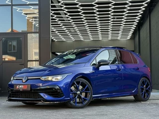 Volkswagen Golf Volkswagen Golf 8 2.0 TSI R 4Motion | PANO | AKRA | STAGE 2 - afbeelding nr 3